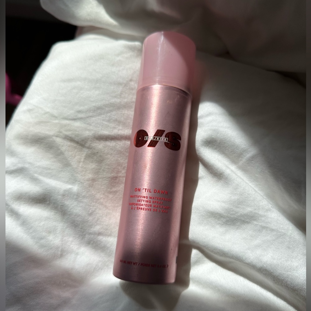 OUAI On 'Til Dawn Dry Shampoo in Pink